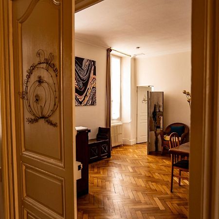 La Maison Duffour Chambres D'Hotes Avec Petit Dejeuner Tonneins Eksteriør billede