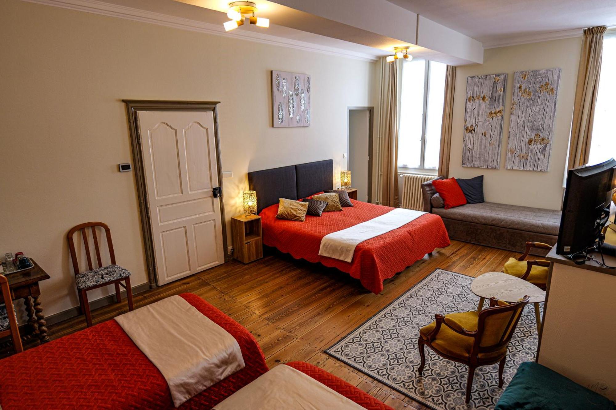 La Maison Duffour Chambres D'Hotes Avec Petit Dejeuner Tonneins Eksteriør billede