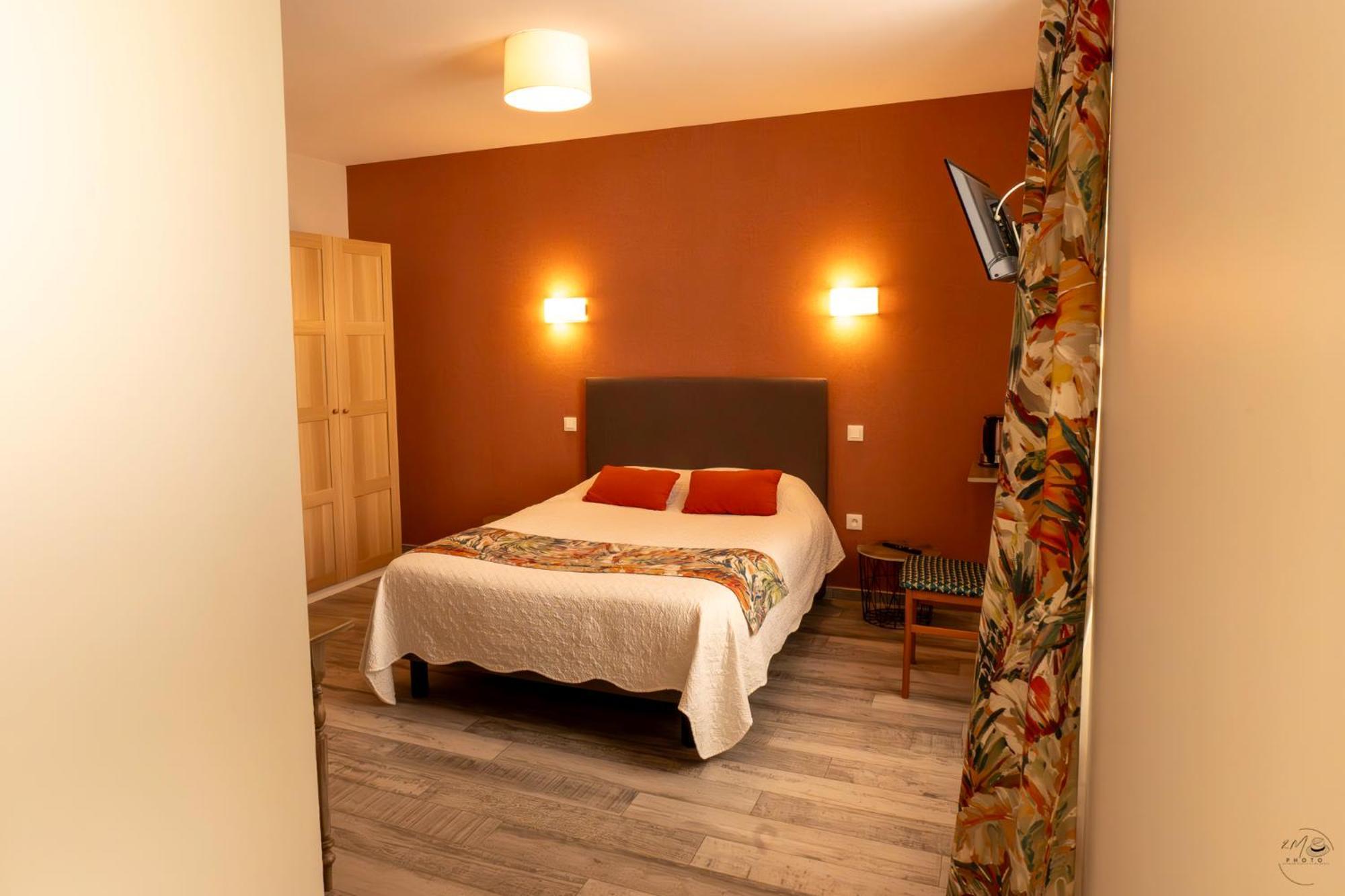 La Maison Duffour Chambres D'Hotes Avec Petit Dejeuner Tonneins Eksteriør billede