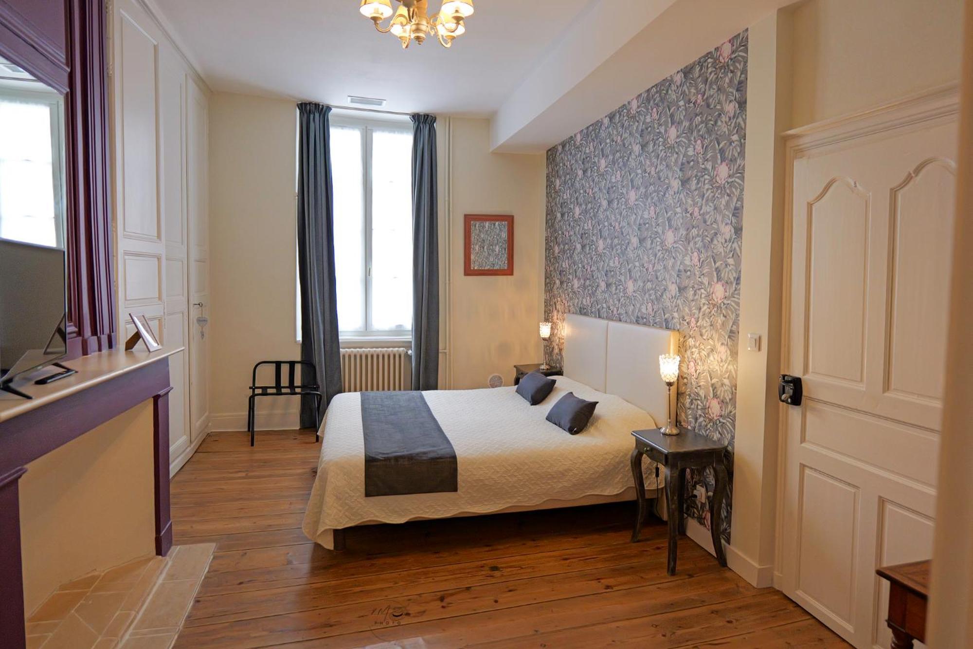 La Maison Duffour Chambres D'Hotes Avec Petit Dejeuner Tonneins Eksteriør billede