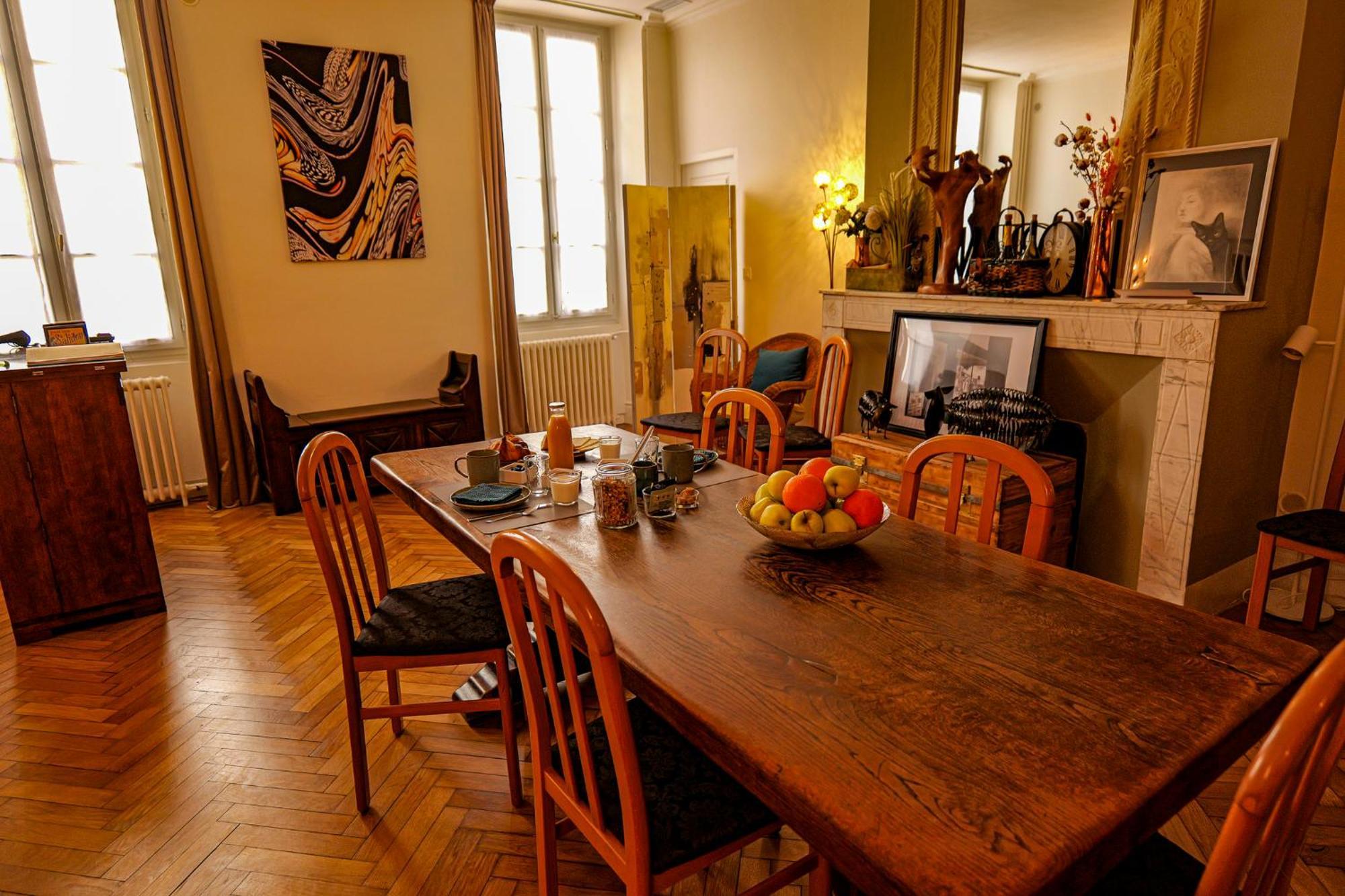 La Maison Duffour Chambres D'Hotes Avec Petit Dejeuner Tonneins Eksteriør billede