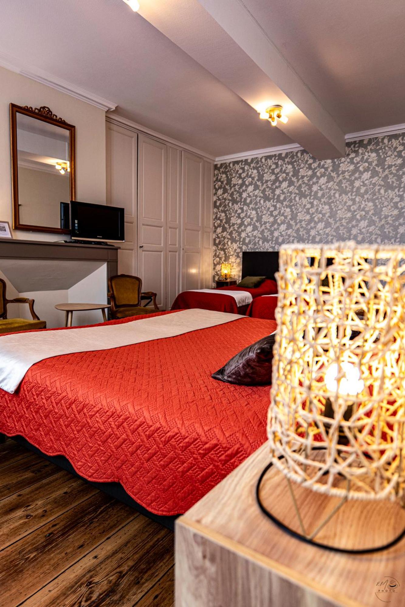 La Maison Duffour Chambres D'Hotes Avec Petit Dejeuner Tonneins Eksteriør billede